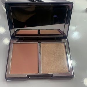 NWOB  Wayne Goss blush palette. Desert Blossom. A light peachy pink.